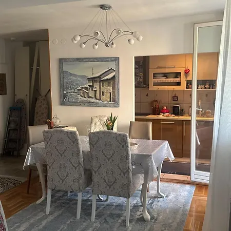 Lovely 2 Bedroom Daire Saraybosna